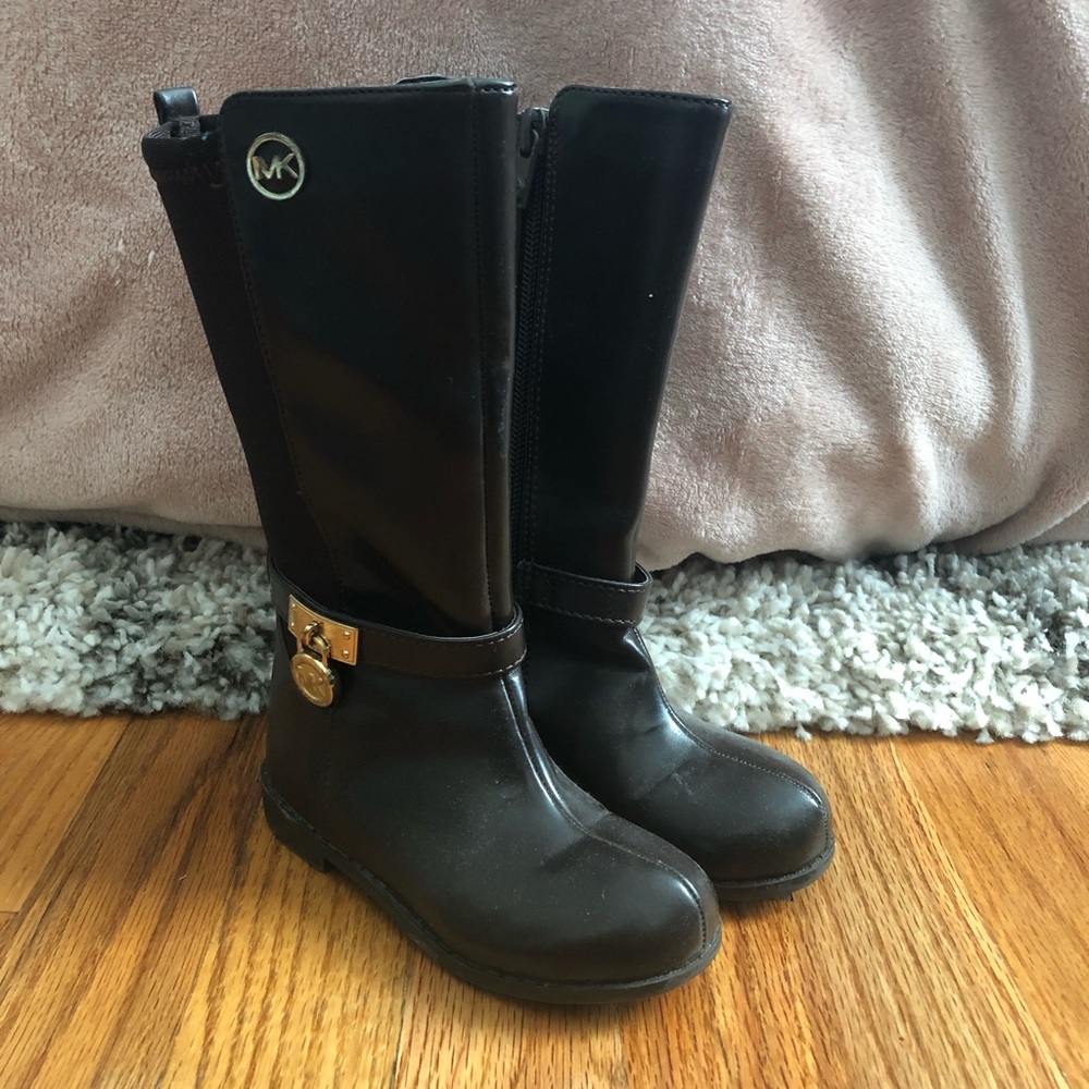 Dark brown toddler girls MK boots